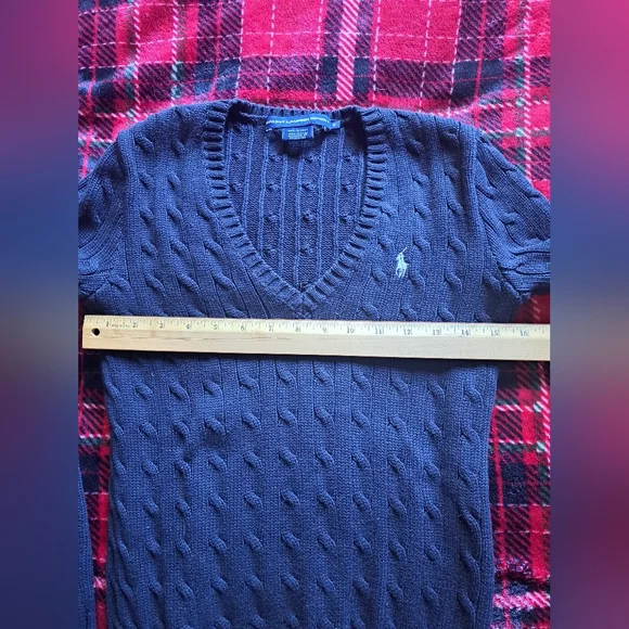 Ralph Lauren Sport Women's Cable Knit Sweater Medium - Picture 2 of 3